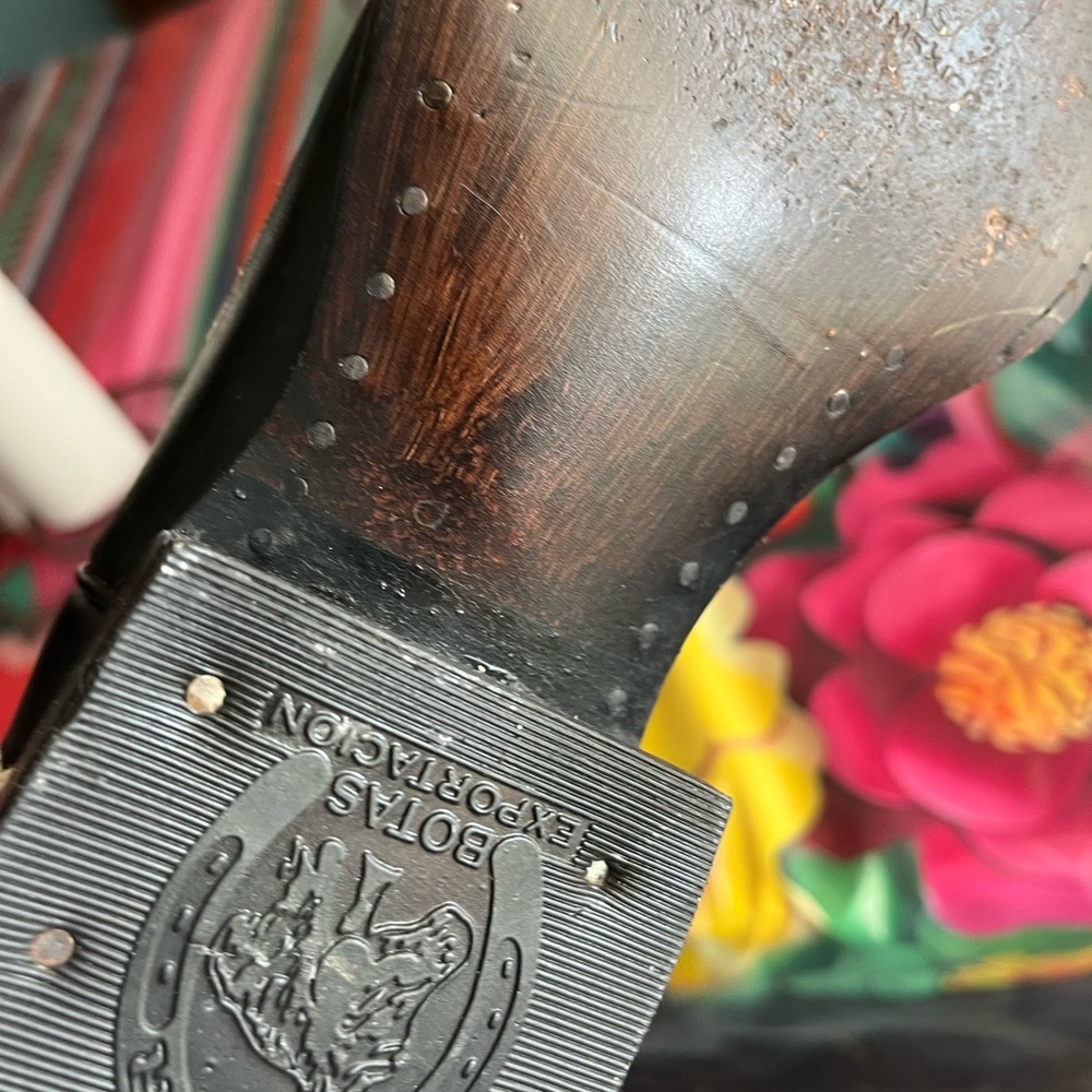 Barely used boots - Picture 6 of 6